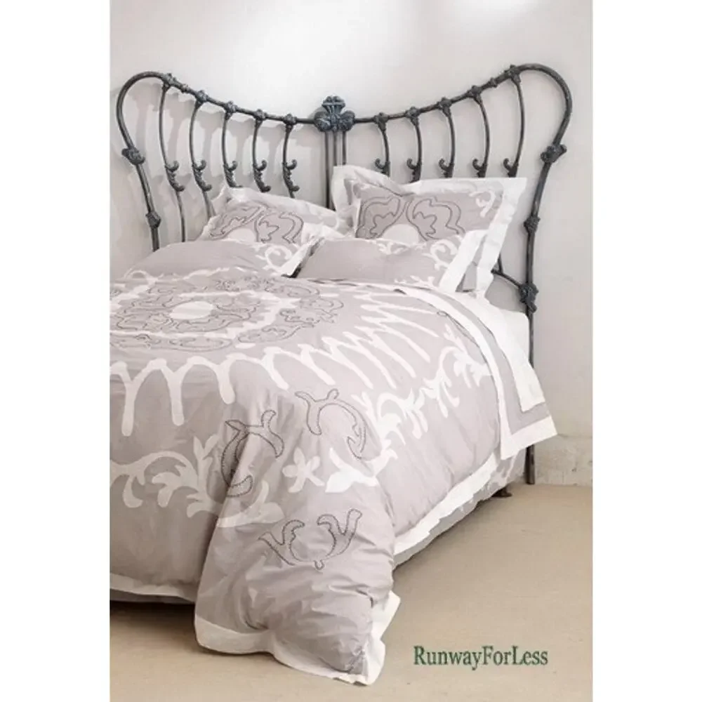 New ANTHROPOLOGIE Twin Bed Enes Medallion Applique Gray Comforter Duvet Covet